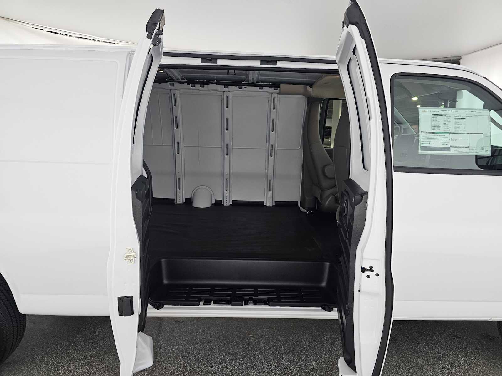 New 2026 Chevrolet Express 2500 Extended image 12
