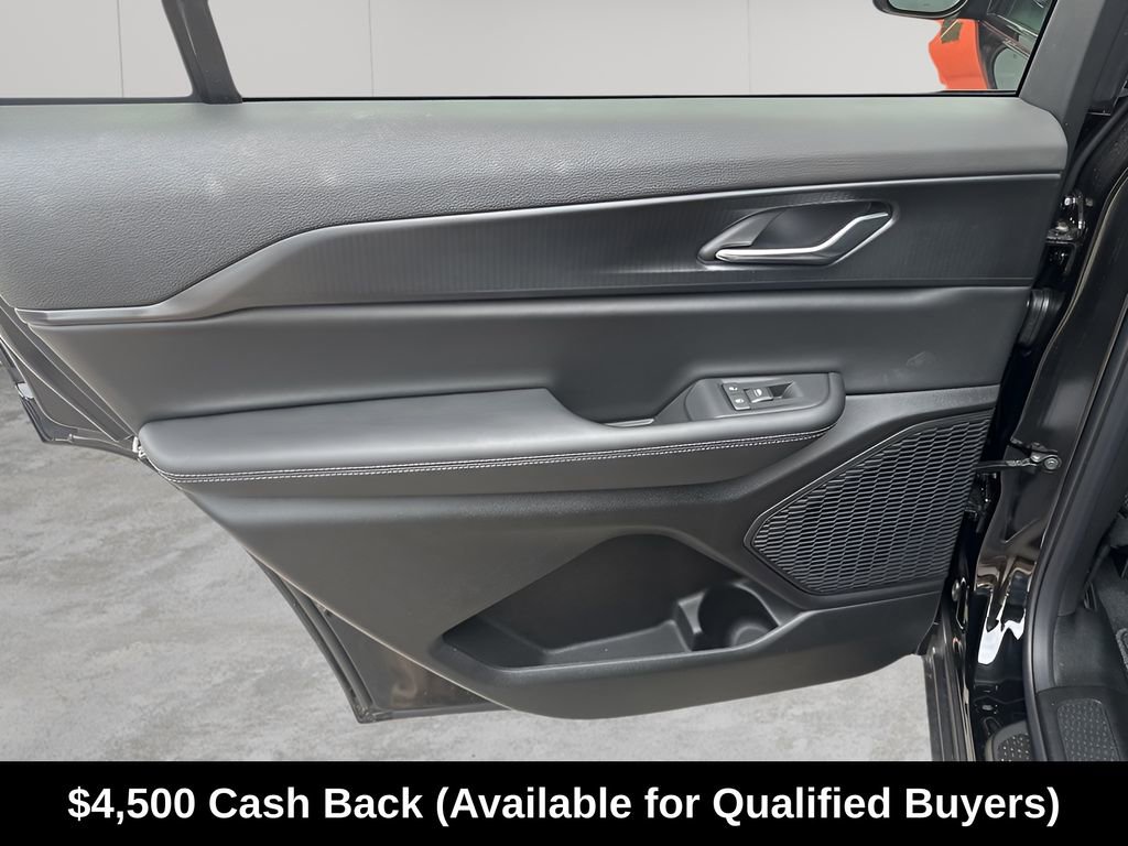 New 2025 Jeep Grand Cherokee L Laredo w/ Luxury Tech Group I RWD image 20