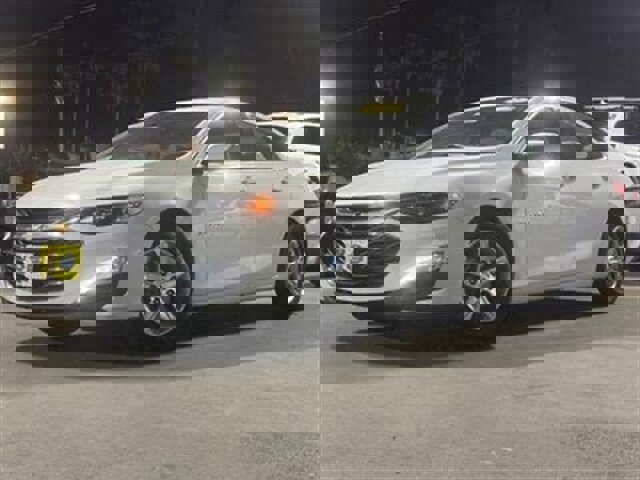 Used 2022 Chevrolet Malibu LT image 36