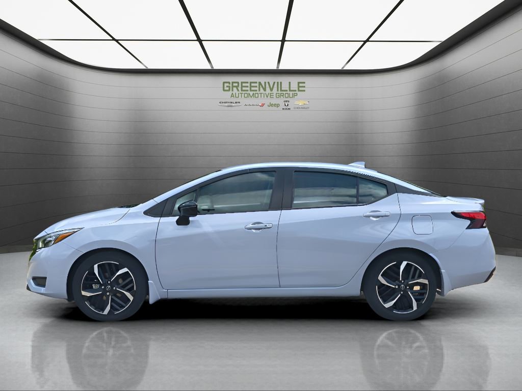 Used 2024 Nissan Versa SR w/ Trunk Package image 3