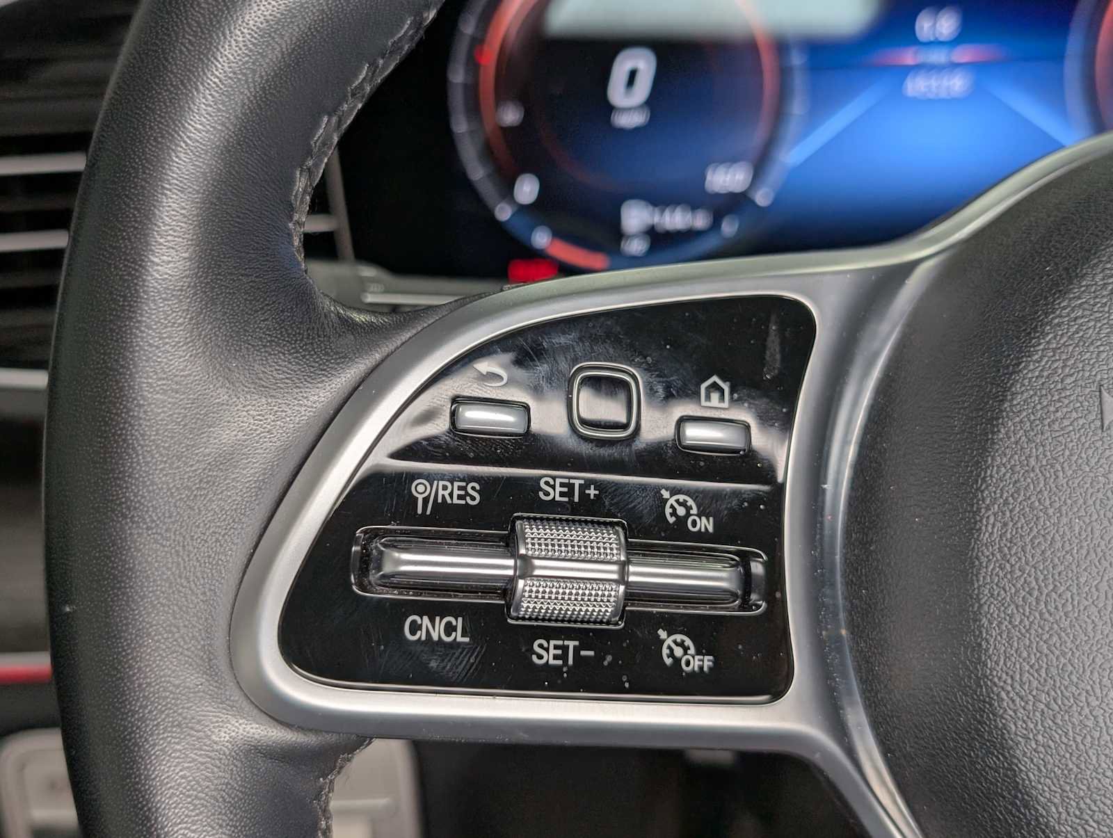 Certified 2021 Mercedes-Benz GLE 450 4MATIC image 34