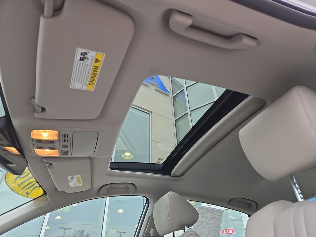 Certified 2019 Honda Accord Touring image 23