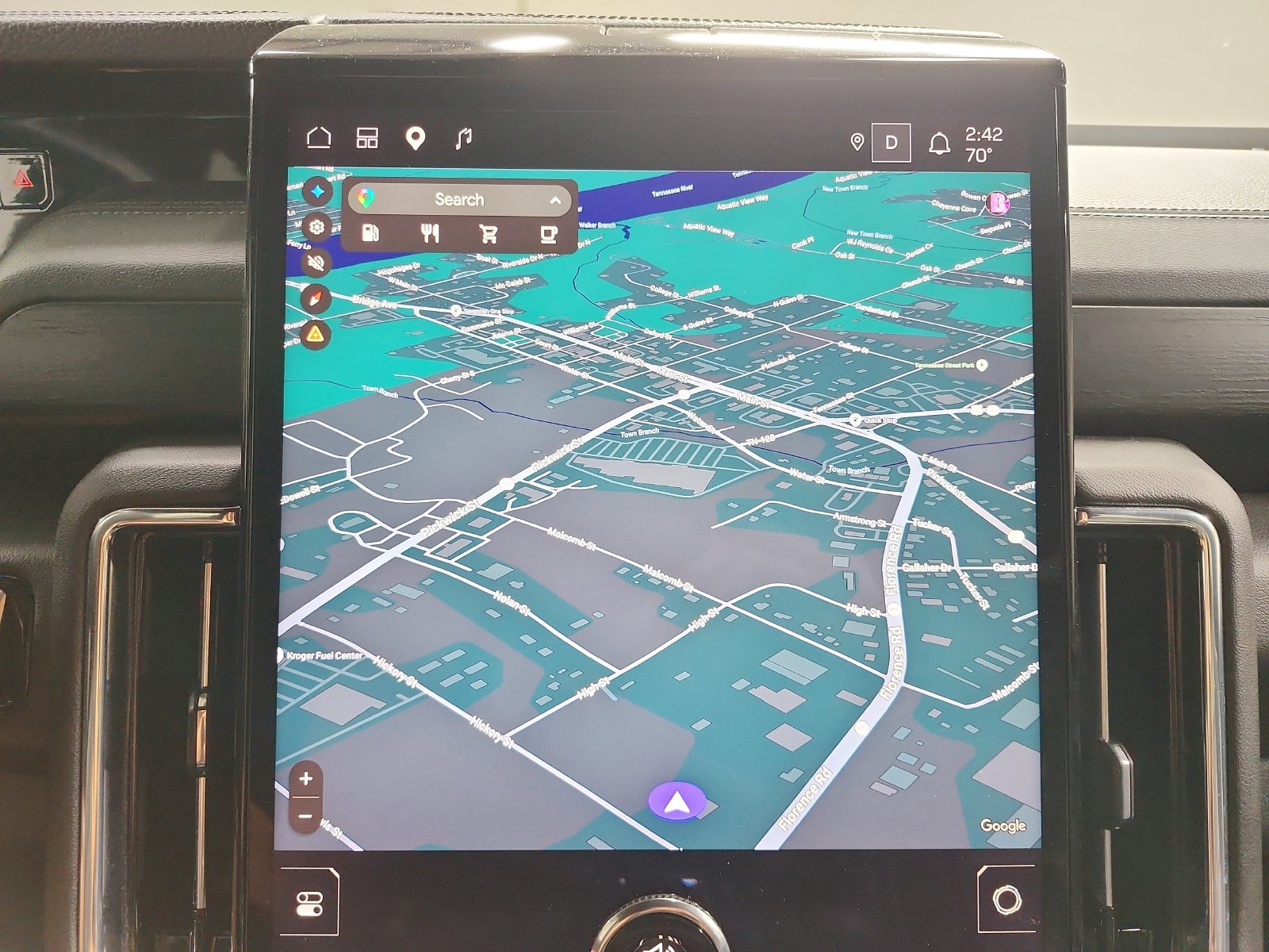 Used 2025 GMC Yukon Denali RWD image 16