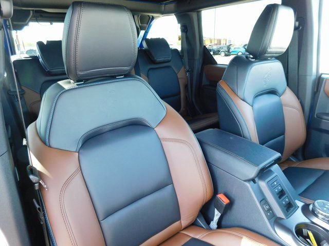 New 2024 Ford Bronco Outer Banks AWD/4WD image 21