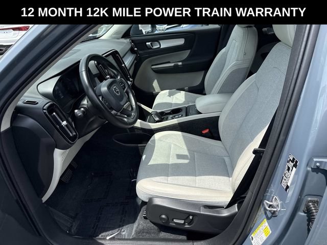 Used 2020 Volvo XC40 T5 Momentum w/ Protection Package Premier AWD/4WD image 14
