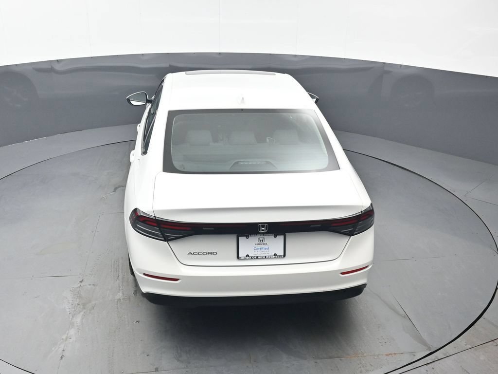Certified 2024 Honda Accord EX image 39