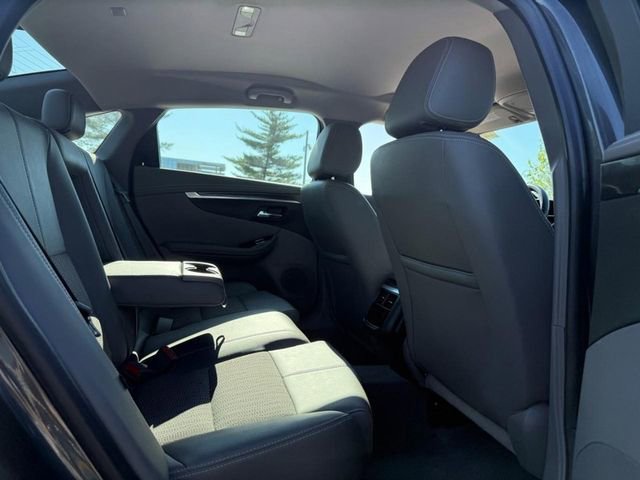 Used 2019 Chevrolet Impala LT image 10