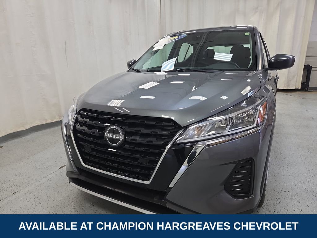 Used 2022 Nissan Kicks S FWD image 39
