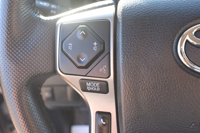 Used 2023 Toyota Tacoma SR5 RWD image 18
