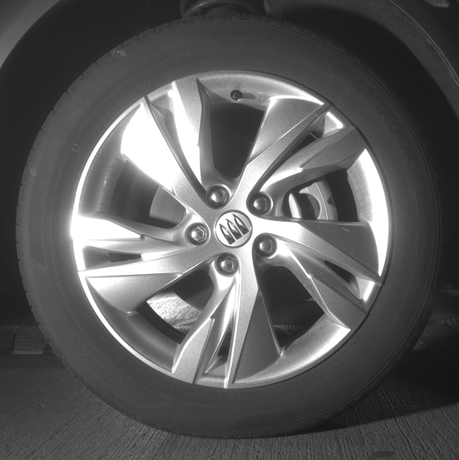 Used 2025 Buick Encore GX Preferred AWD/4WD image 13