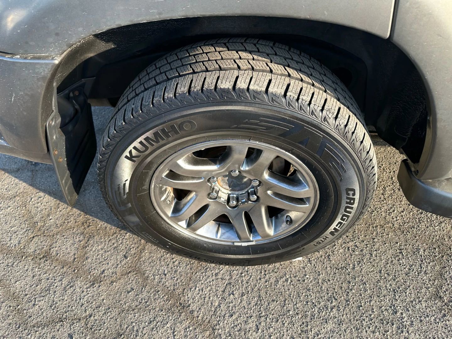 Used 2005 Toyota Sequoia SR5 RWD image 34