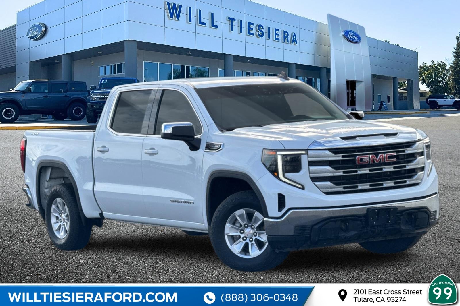 Used 2023 GMC Sierra 1500 SLE image 1