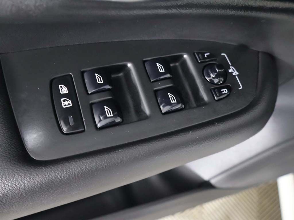 Used 2025 Volvo XC90 B5 Plus AWD/4WD image 42