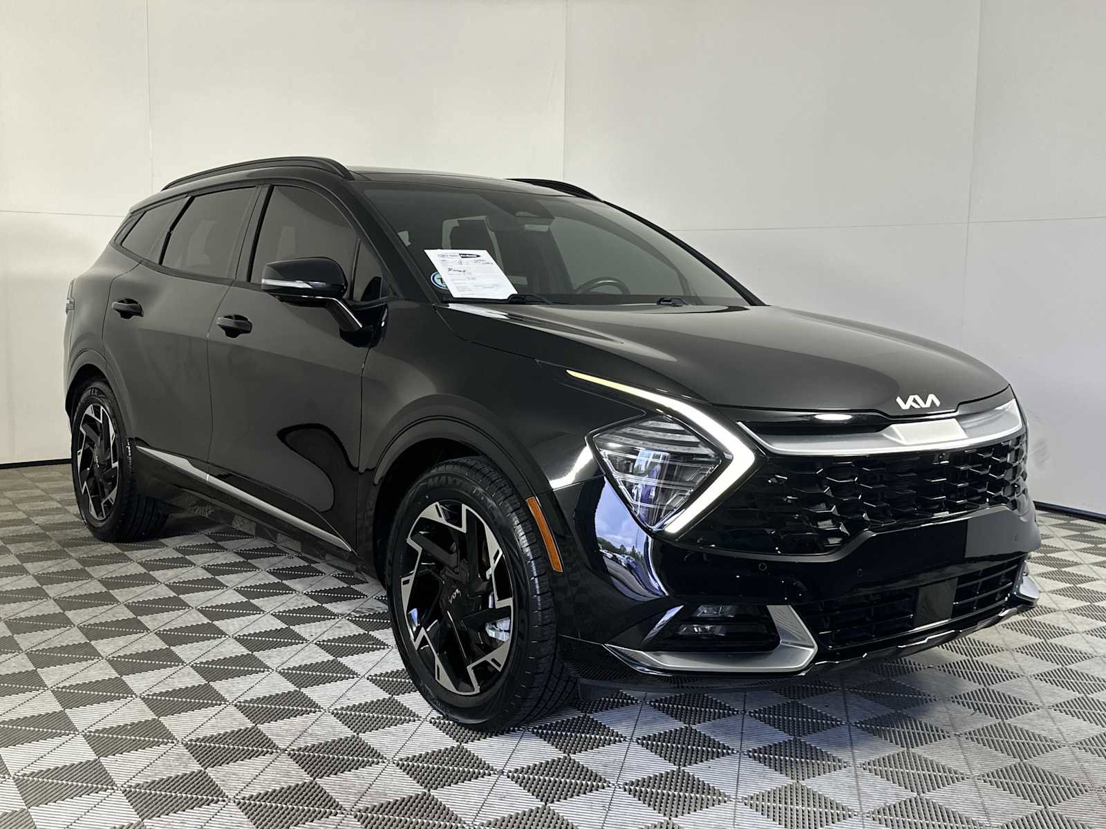 Used 2023 Kia Sportage SX