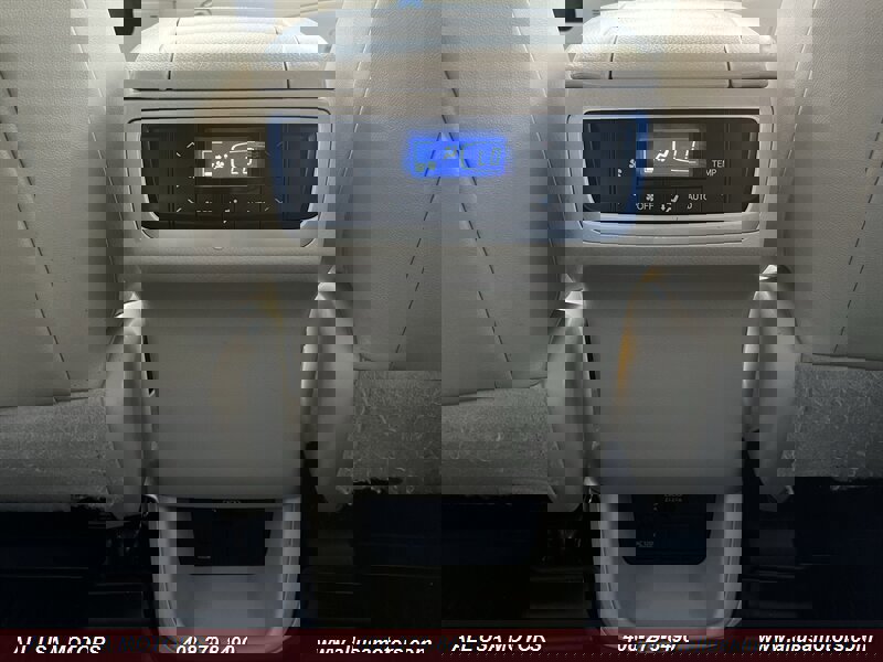 Used 2017 Toyota Highlander Limited image 34