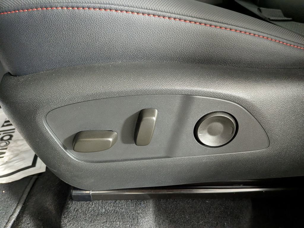 New 2026 Chevrolet Traverse Z71 w/ Driver Confidence Package image 18