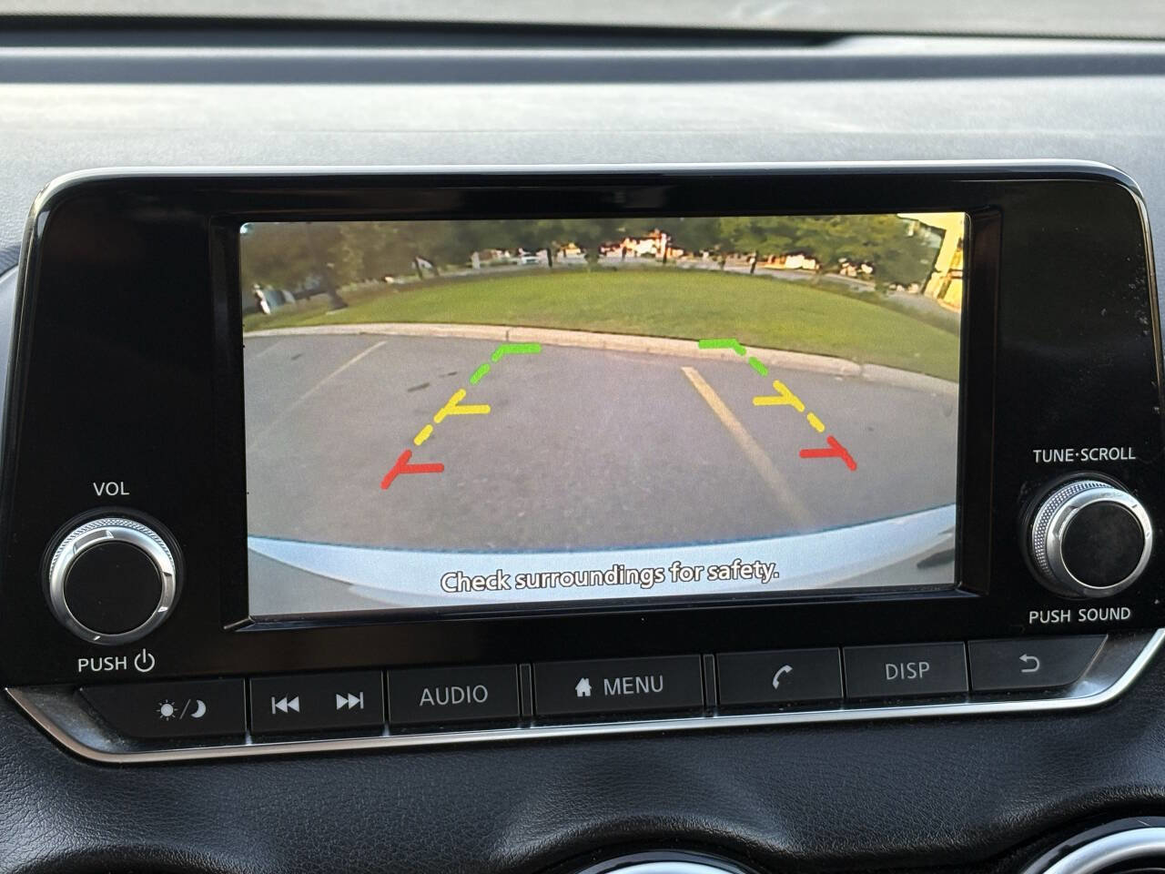 Used 2020 Nissan Sentra S image 33