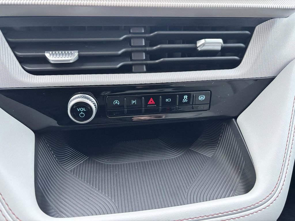 New 2026 Ford Explorer Active w/ Active Comfort Package image 23