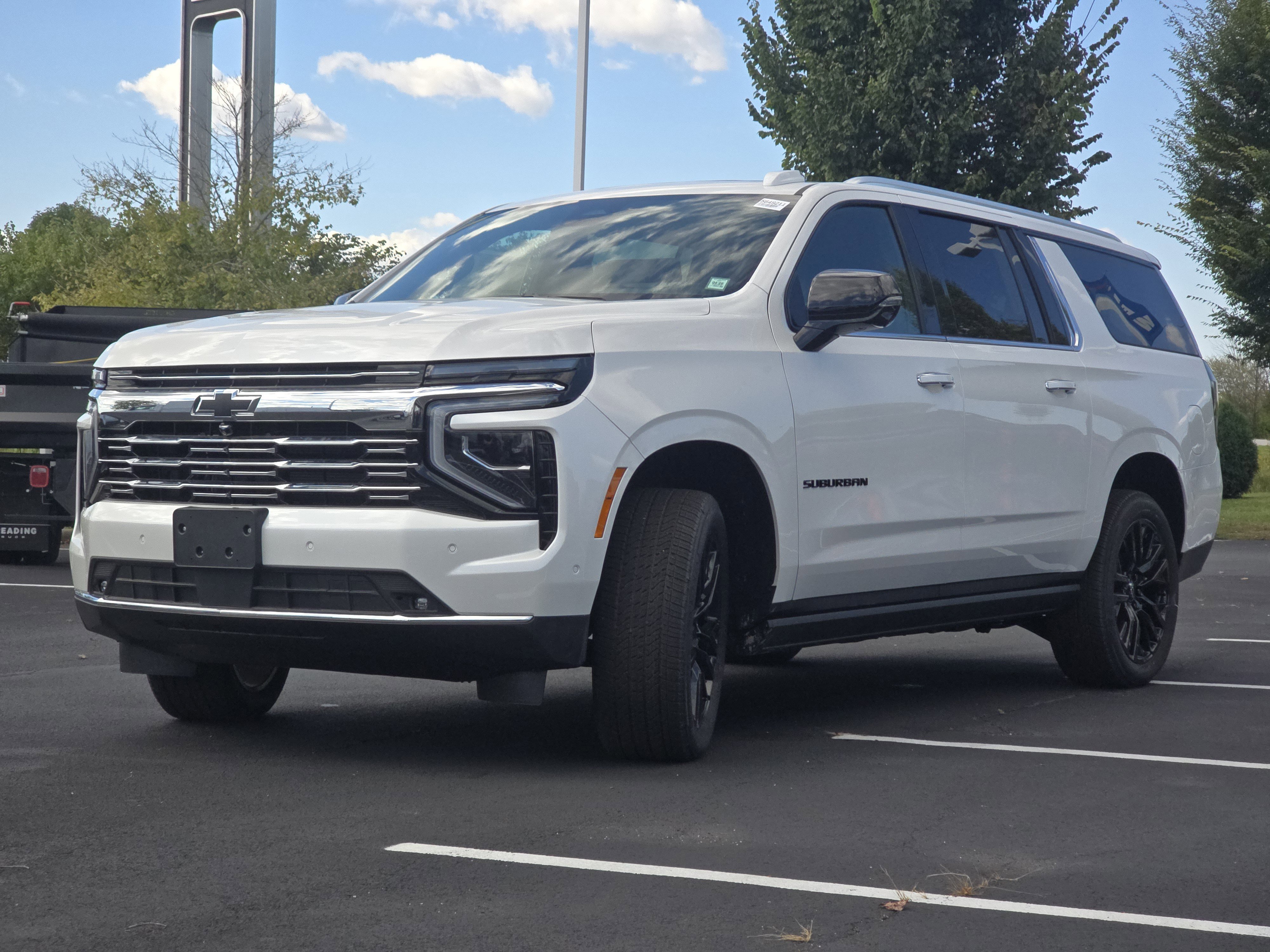 New 2025 Chevrolet Suburban Premier image 13
