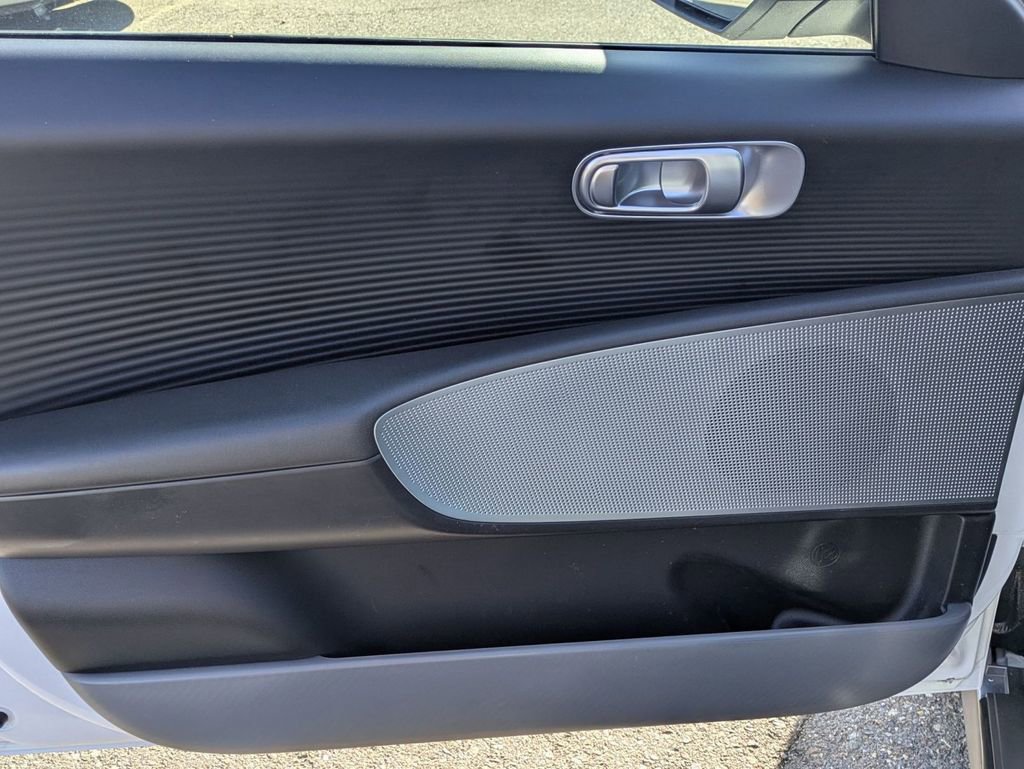 Used 2024 Hyundai Ioniq 6 SEL image 11