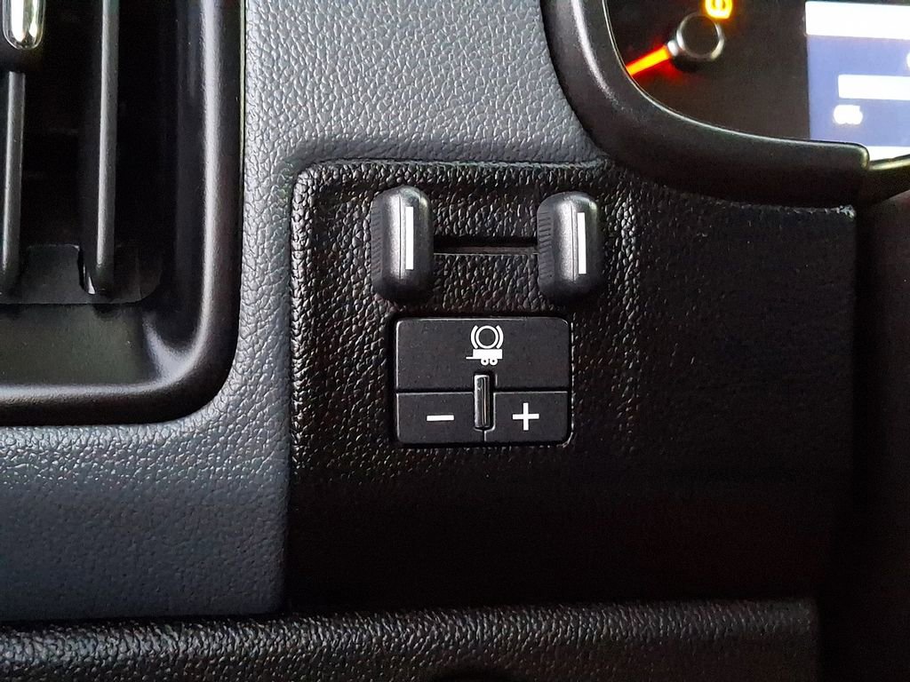 Used 2021 Chevrolet Colorado Z71 w/ Z71 Midnight Edition image 23