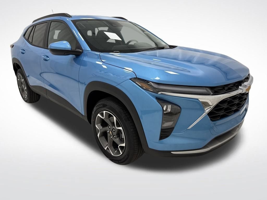 New 2026 Chevrolet Trax LT image 3