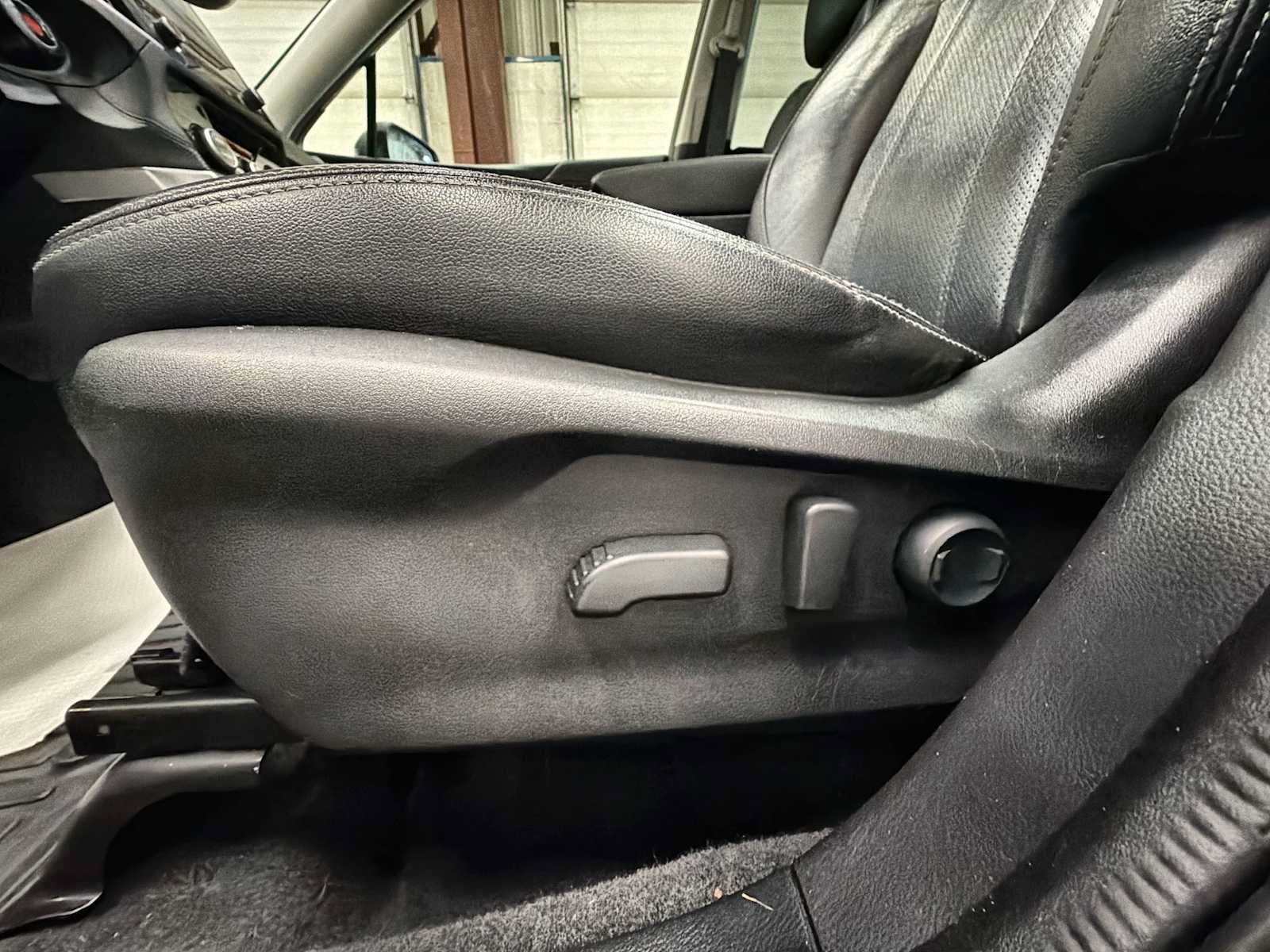 Used 2020 Subaru Forester Limited w/ Popular Package #3 AWD/4WD image 14