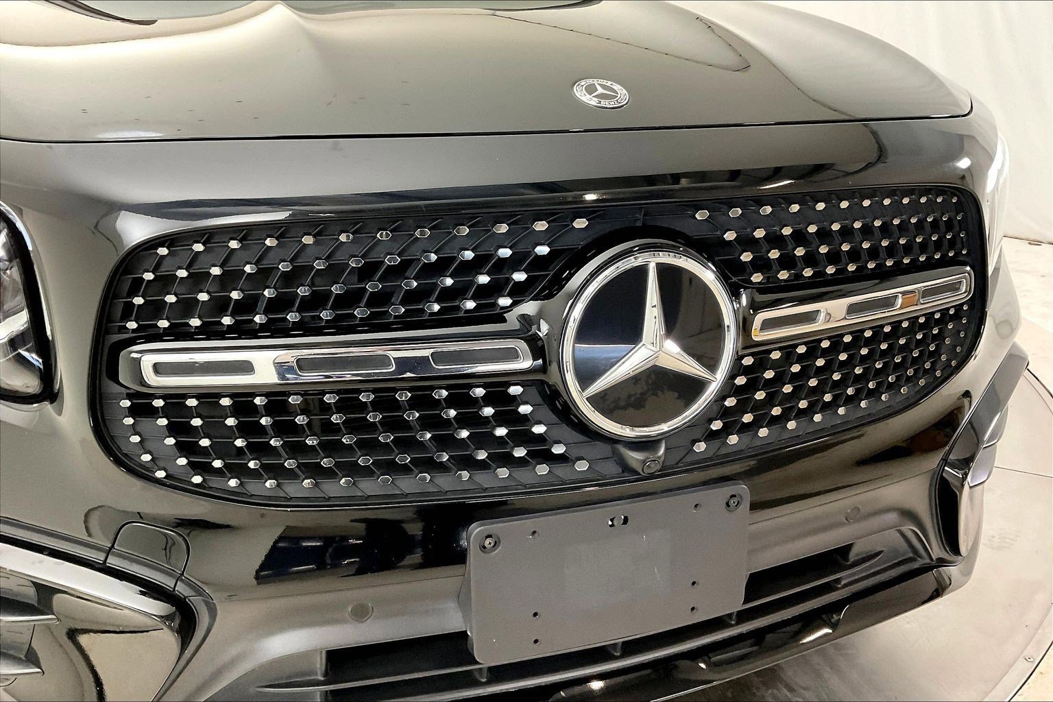 Certified 2024 Mercedes-Benz GLB 250 image 33
