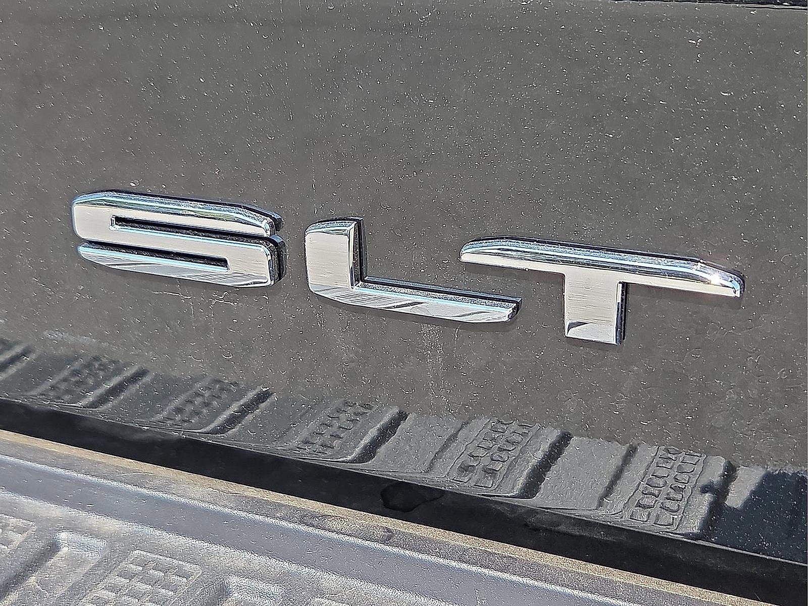 New 2026 GMC Sierra 1500 SLT w/ SLT Premium Plus Package image 9