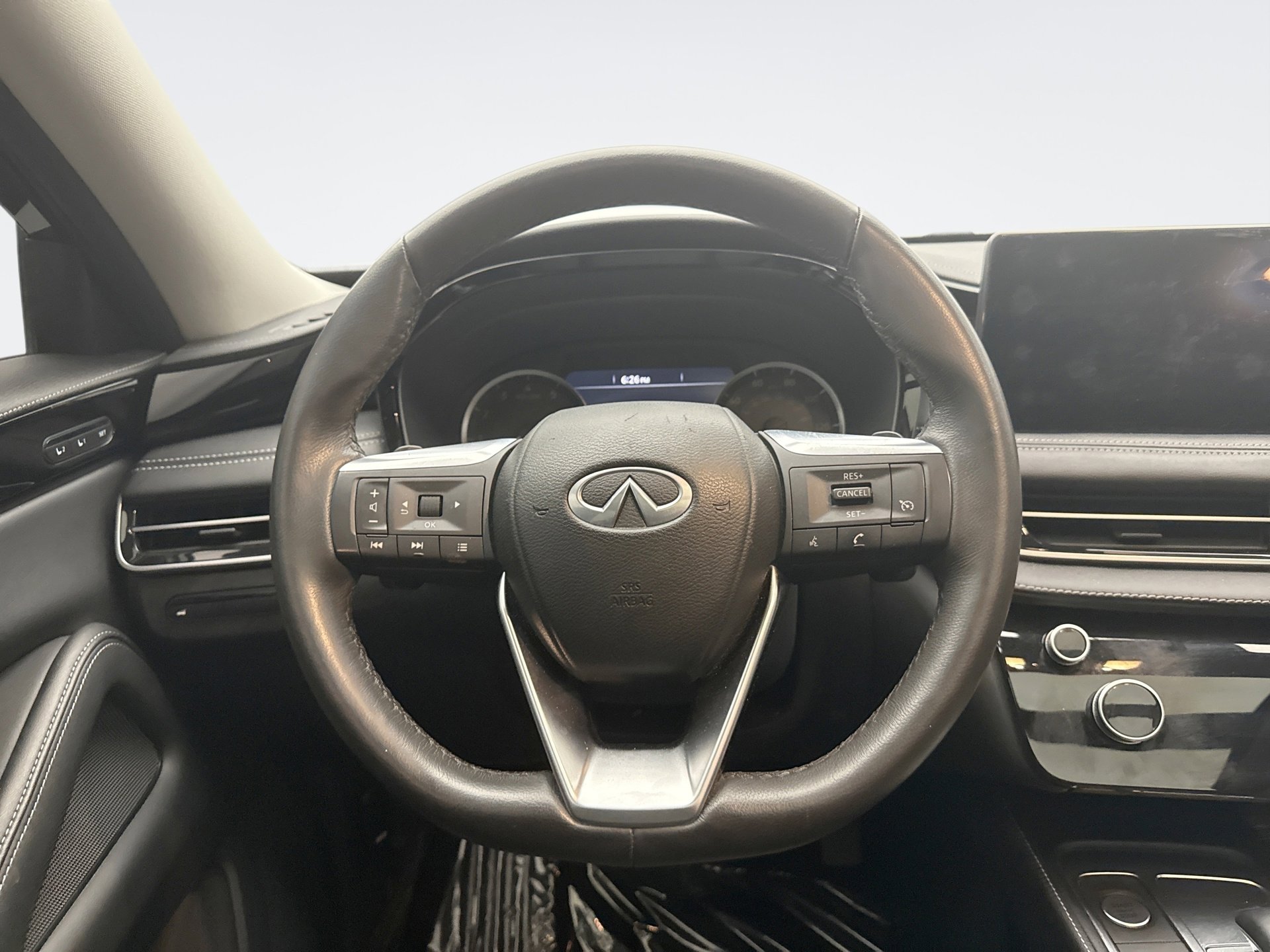 Used 2023 INFINITI QX60 Pure image 12