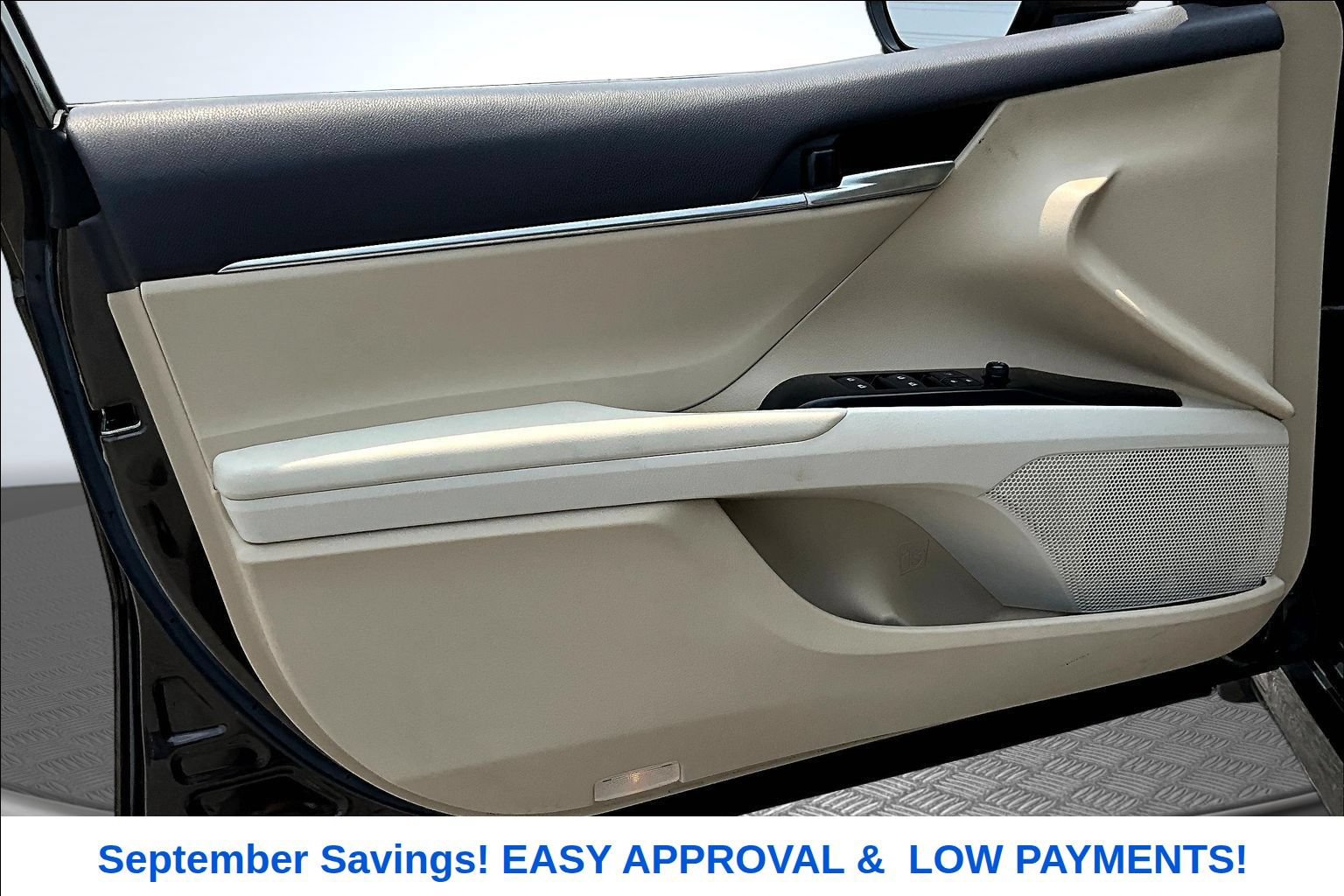 Used 2019 Toyota Camry LE FWD image 19