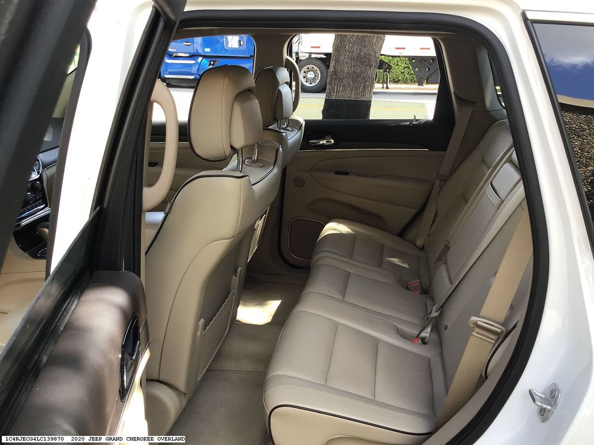 Used 2020 Jeep Grand Cherokee Overland RWD image 9