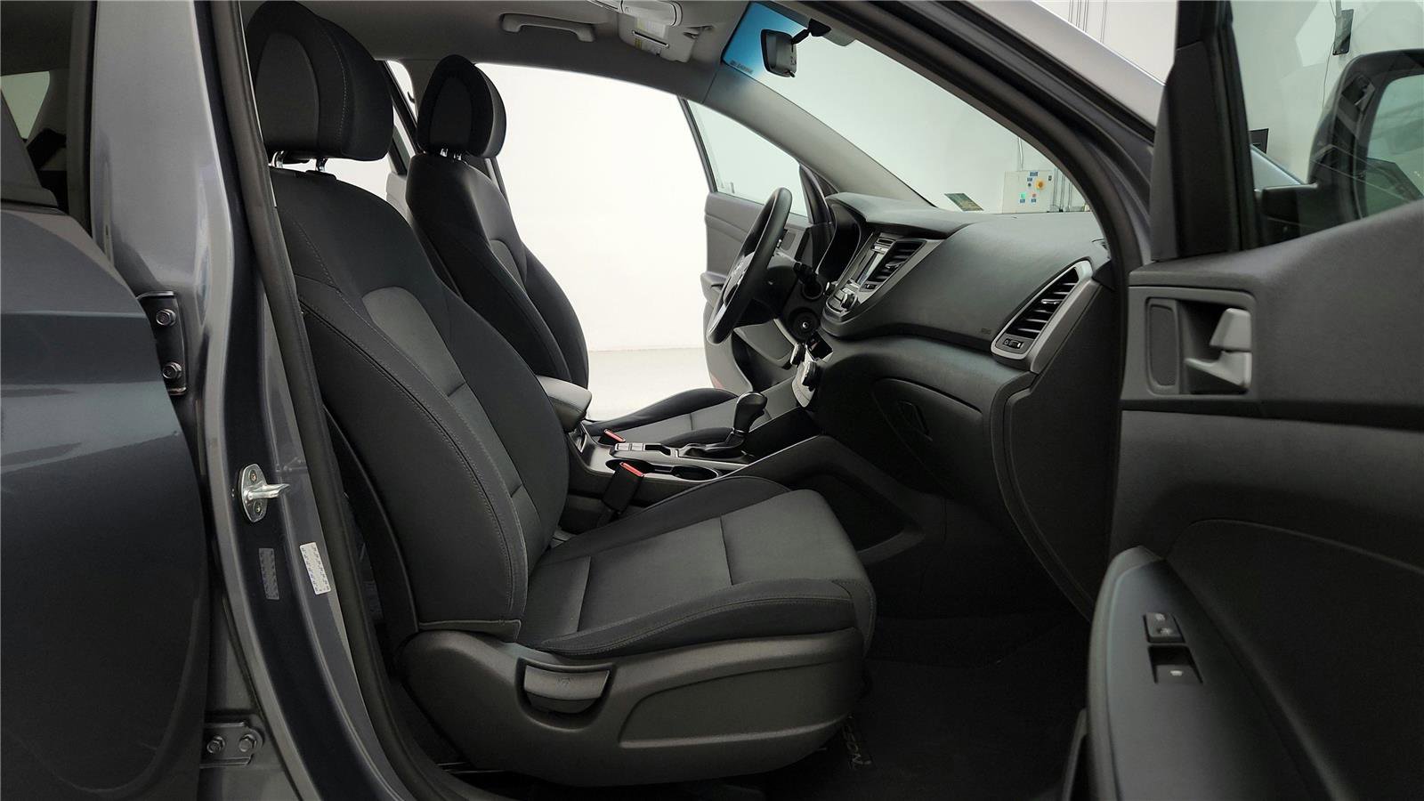 Used 2018 Hyundai Tucson SE AWD/4WD image 17