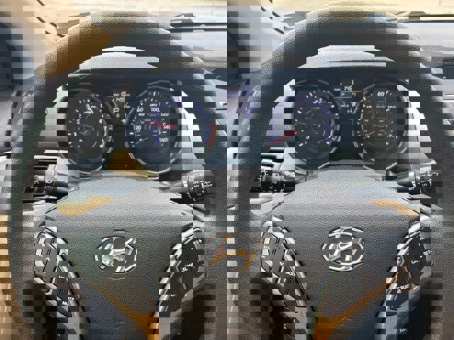 Used 2013 Hyundai Elantra GLS w/ Preferred Pkg image 18