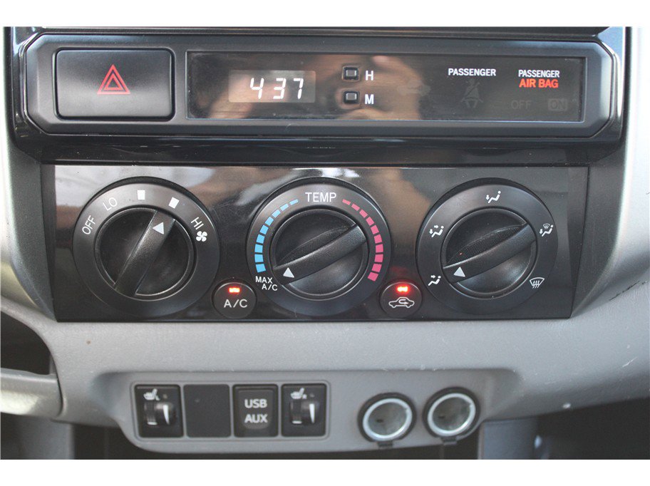 Used 2014 Toyota Tacoma 4x4 Double Cab image 24