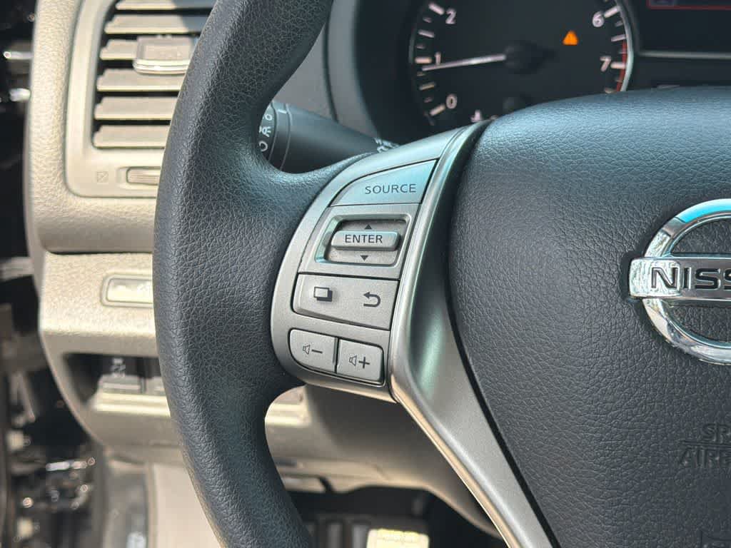 Used 2014 Nissan Altima 2.5 S w/ Display Audio Package FWD image 22
