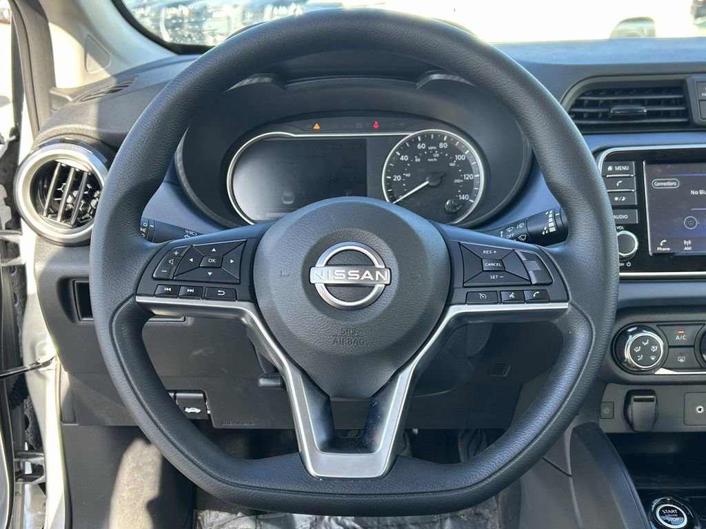 Used 2025 Nissan Versa SV w/ Trunk Package image 18