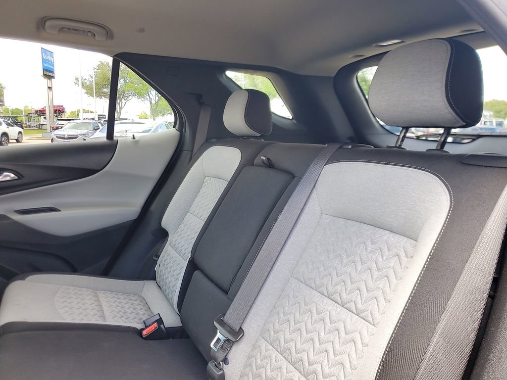 Used 2022 Chevrolet Equinox LS w/ LS Convenience Package image 8