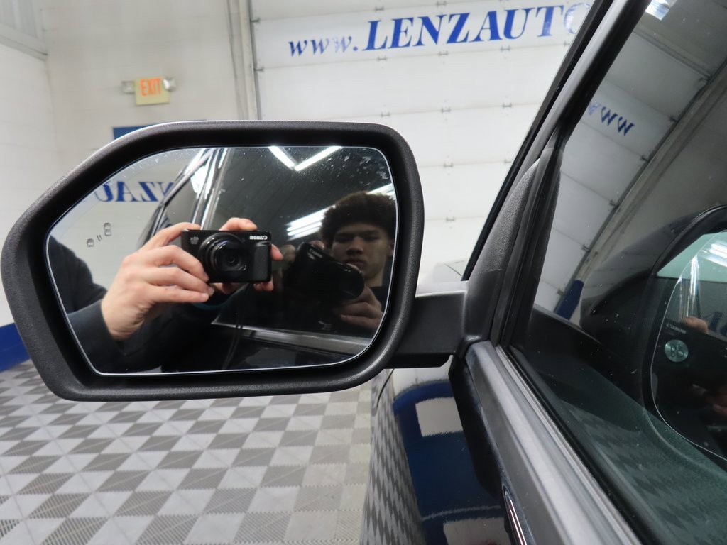 Used 2025 Ford Explorer ST image 57