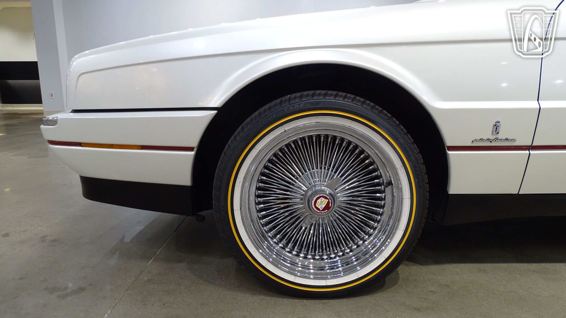 Used 1991 Cadillac Allante FWD image 29