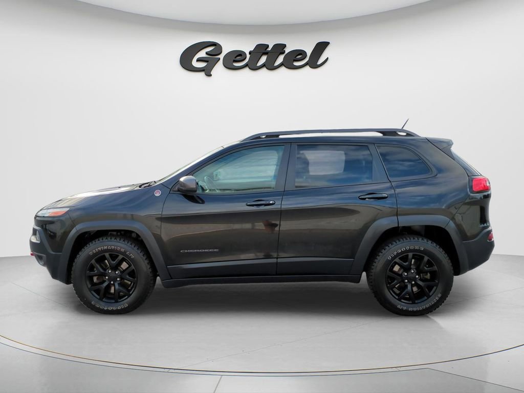 Used 2015 Jeep Cherokee Trailhawk w/ Comfort/Convenience Group AWD/4WD image 8