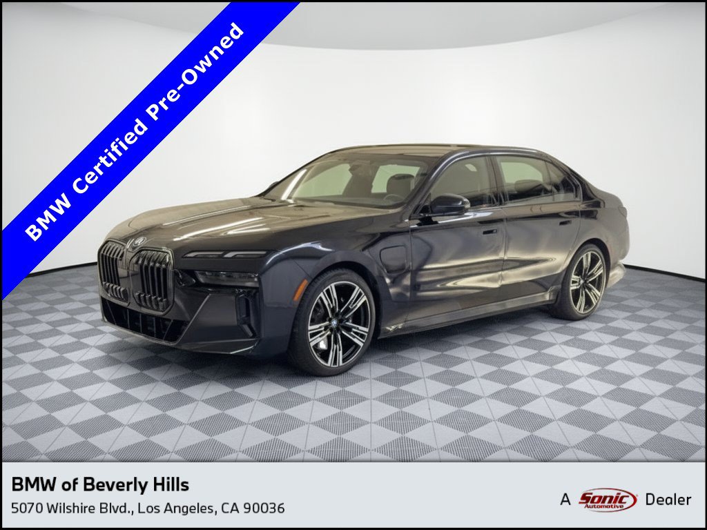 Certified 2025 BMW 750e xDrive AWD/4WD image 1