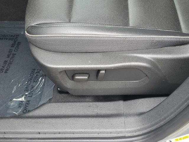 Used 2023 Buick Envision Essence FWD image 18