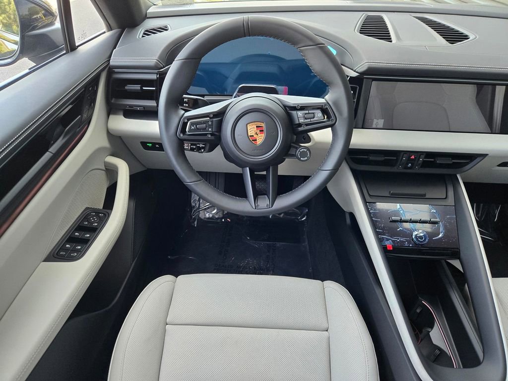 New 2026 Porsche Macan 4 Electric AWD/4WD image 14