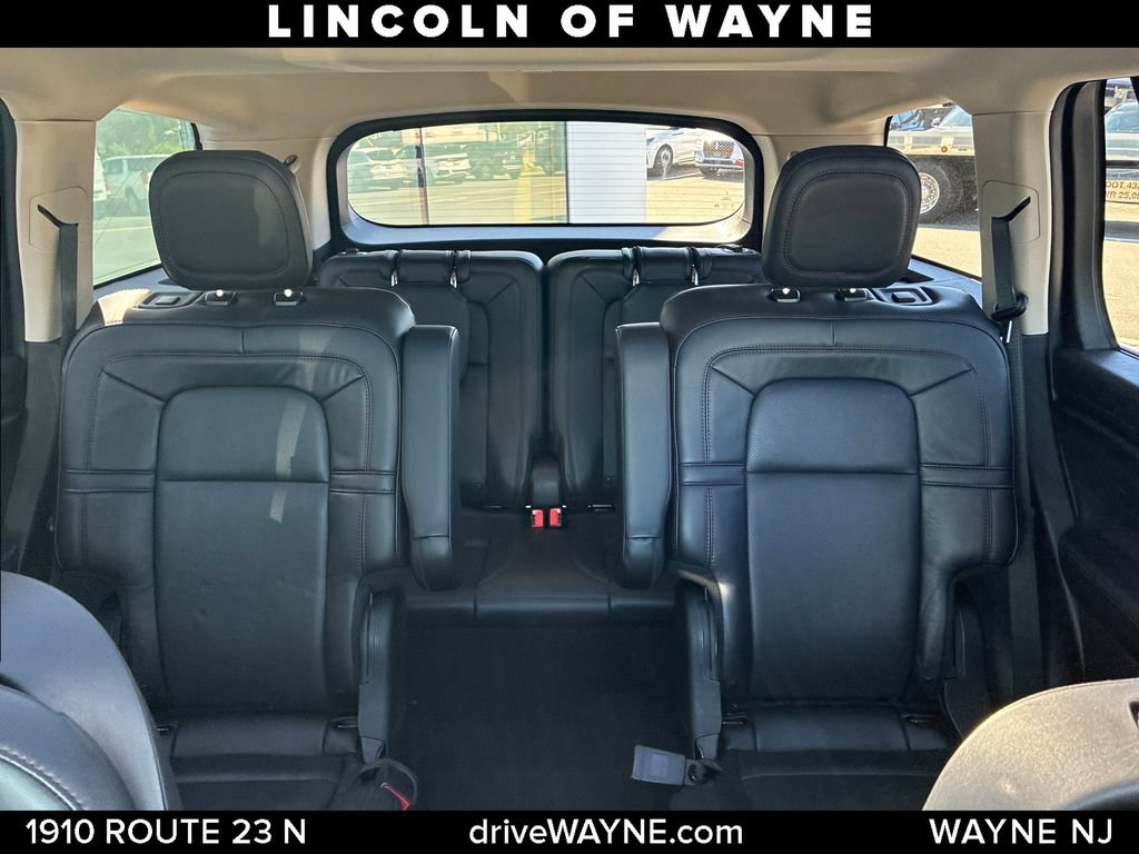 Certified 2023 Lincoln Aviator Reserve AWD/4WD image 16