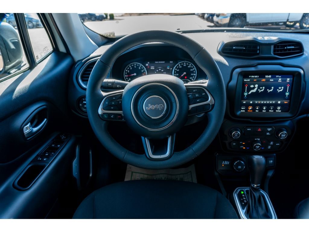 Used 2022 Jeep Renegade Latitude image 20