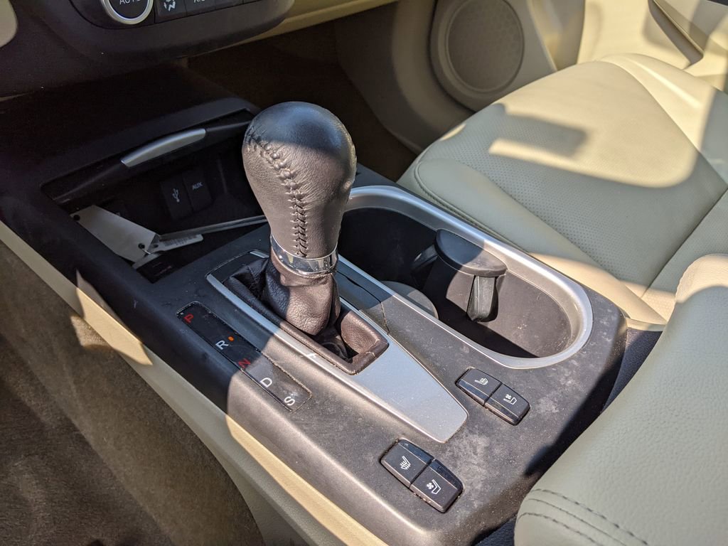 Used 2017 Acura RDX AWD w/ Advance Package image 19