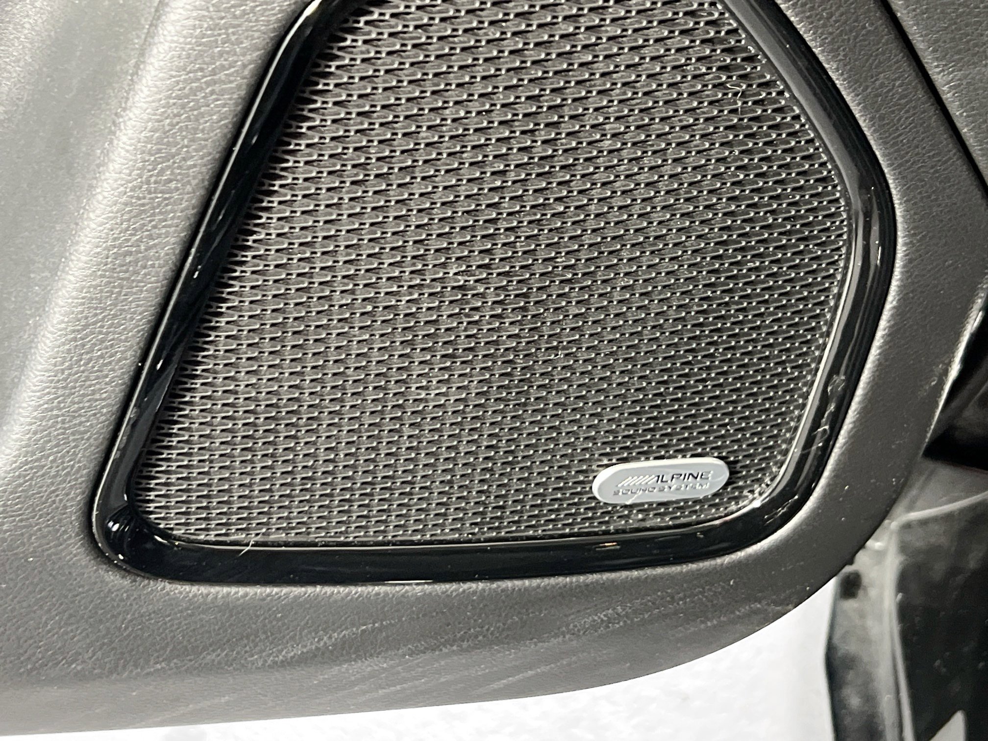 Used 2022 Jeep Compass Limited w/ Elite Group image 19