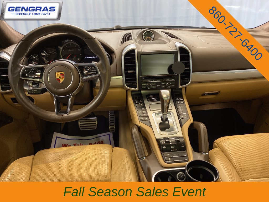 Used 2015 Porsche Cayenne Turbo AWD/4WD image 30