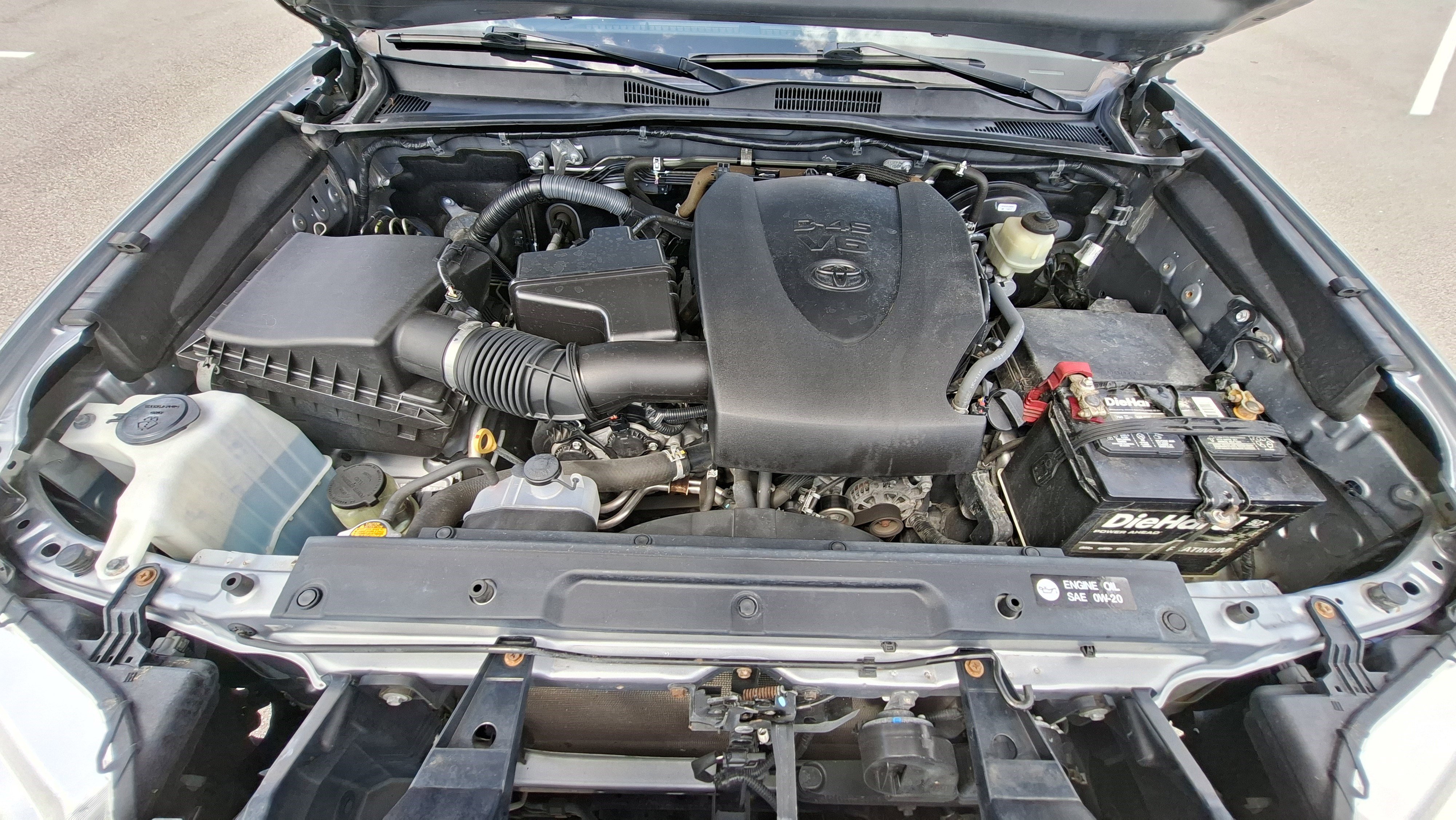 Used 2016 Toyota Tacoma SR5 w/ SR5 Appearance Package (SN) image 23